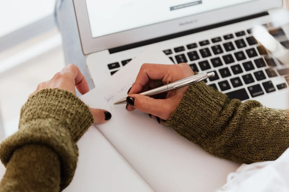 How to Write a Query Letter to a UK Literary Agent